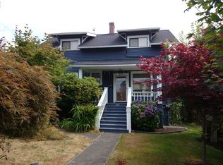 9030 37th Ave SW, Seattle, WA 98126