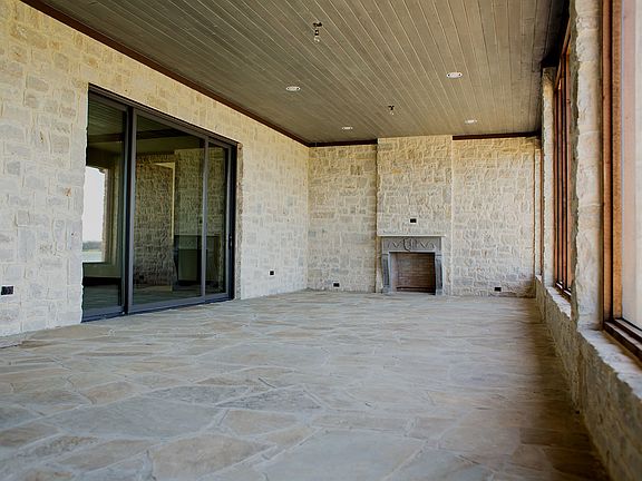 5th image of 130 White Cap Ln