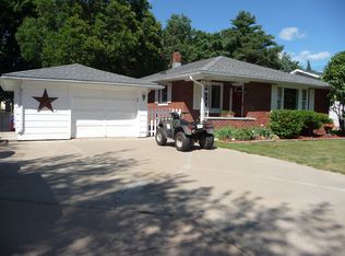 1211 E 8th St, Marshfield, WI 54449