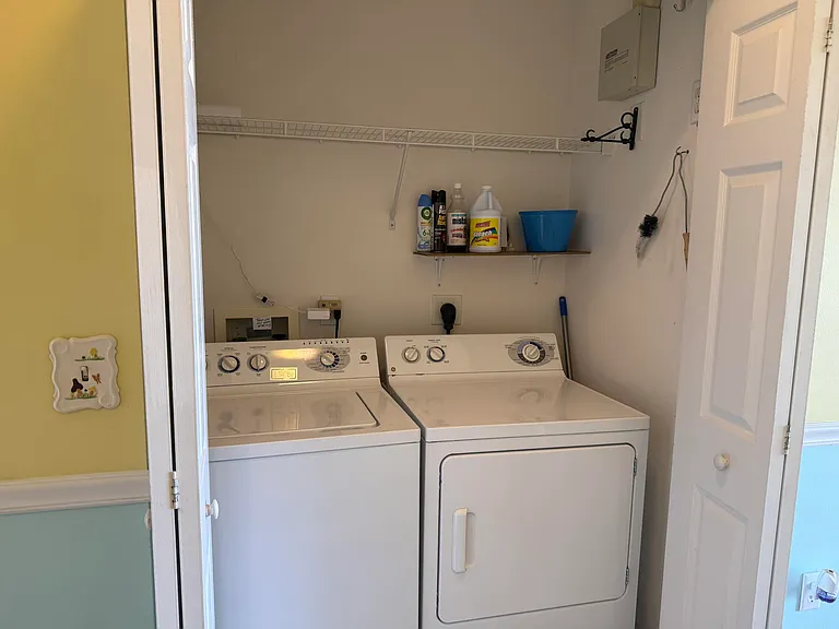 616 Clearwater Park Rd #607 — Photo 27