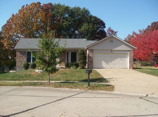 4861 Mehlbrook Dr, Saint Louis, MO 63129