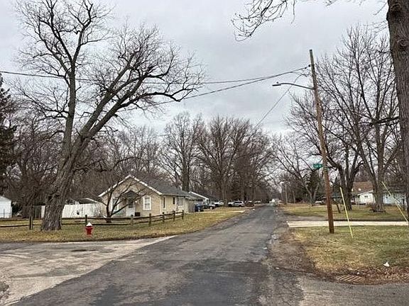 5th image of 128 Teal Dr