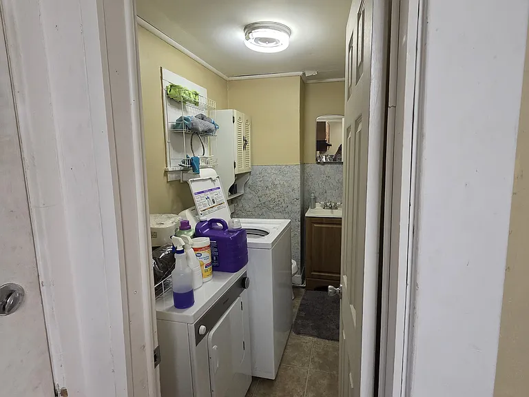 1305 Hutton St — Photo 5