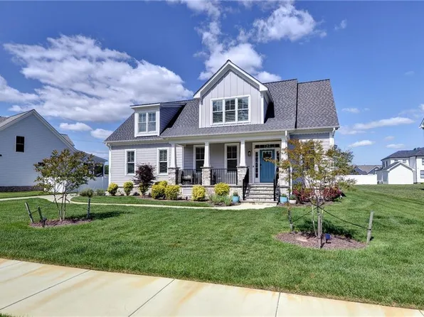 105 Goffigans Trce, Yorktown, VA 23693
