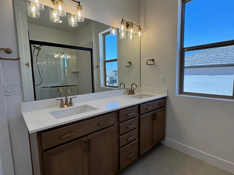 663 S Molveno Trl — Photo 18