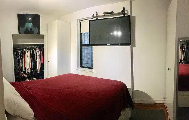 Rented by Irving Properties of New York, LLC | media 28