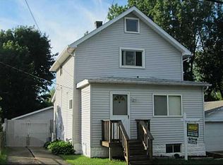 1014 E 32nd St, Erie, PA 16504