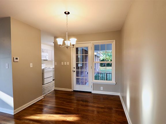 3rd image of 547 Westwood Ave