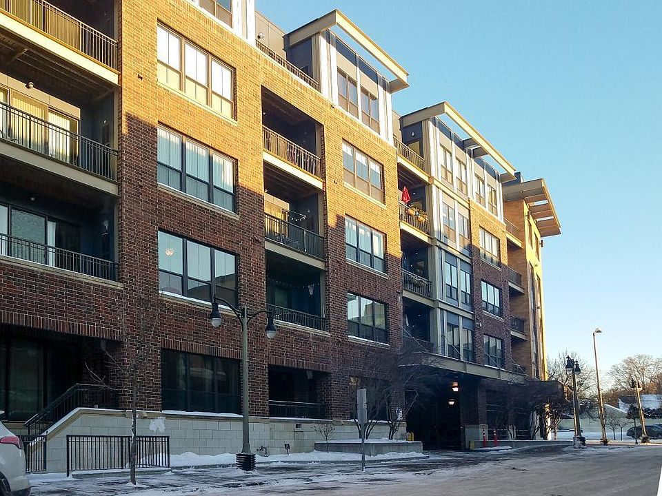 1st image of 4525 Park Commons Dr Unit 204