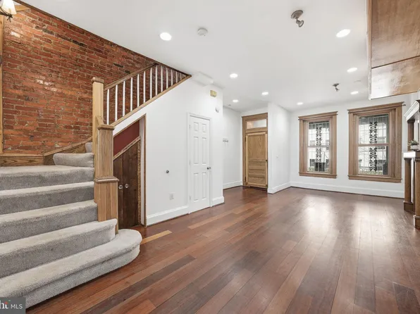 1116 Monroe St NW APT 1, Washington, DC 20010