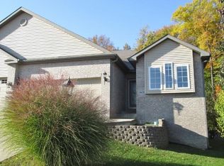 2903 Blue Grouse St, Valparaiso, IN 46383