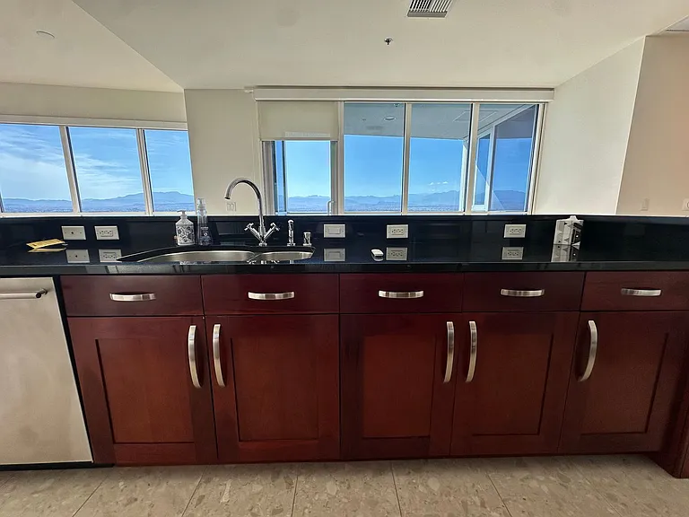 4525 Dean Martin Dr #3108 — Photo 9