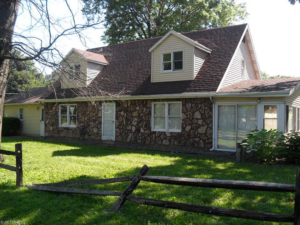 1st image of 3855 Edgewater Blvd