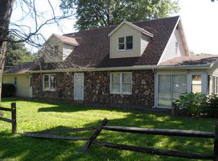 3855 Edgewater Blvd, Vermilion, OH 44089