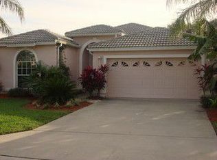 8850 Springwood Ct, Bonita Springs, FL 34135