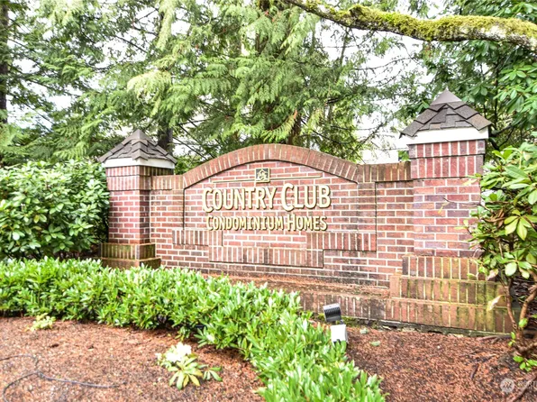 15433 Country Club Drive #F203, Mill Creek, WA 98012