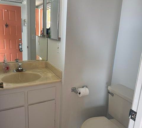 4th image of 3031 Holiday Springs Blvd #202-7