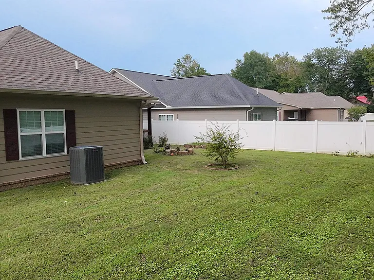 797 Thomas Ave — Photo 27