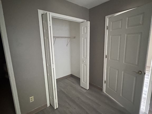 2nd image of 100 Finley Villa Private Ct #804