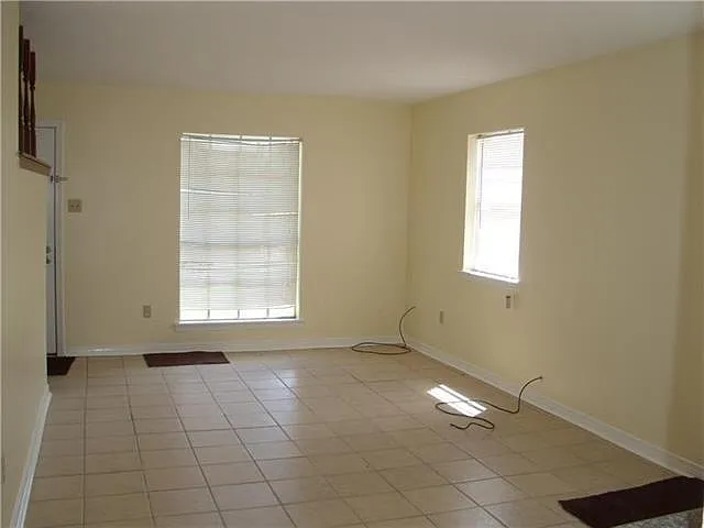 44 Brandon Hall Dr #D — Photo 3