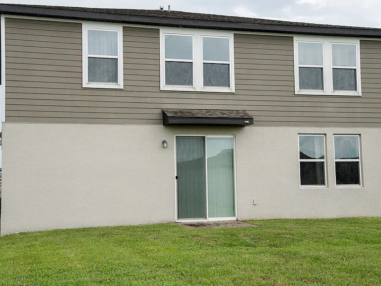 1273 Zambrana Ct — Photo 4