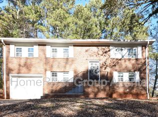 1114 Pine Mountain Dr, Forest Park, GA 30297