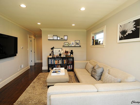 3rd image of 2626 Park St