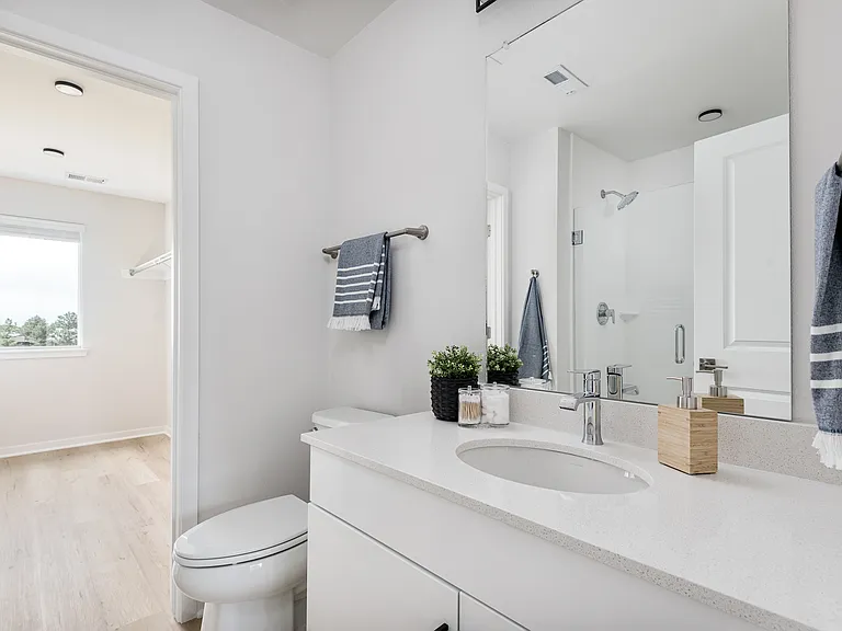 Highline Village Townhomes II — Photo 9