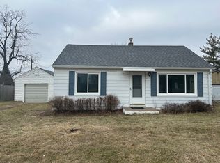 4715 50th Ave, Moline, IL 61265