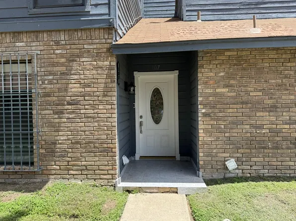 201 Del Mar Blvd Unit 107, Laredo, TX 78041