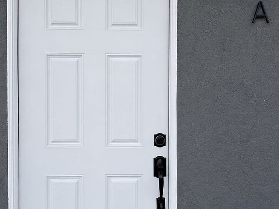 3rd image of 8965 San Juan Ave #A