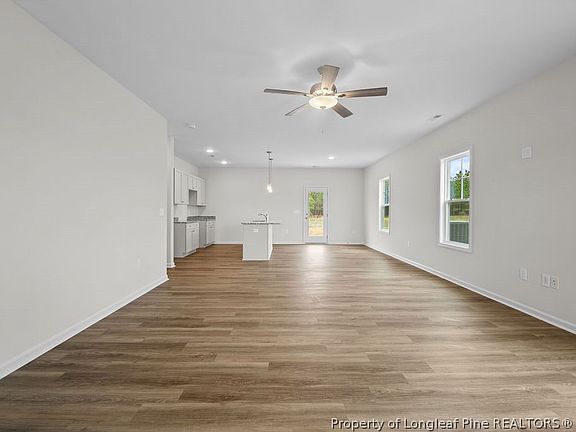 4th image of 158 Seaford Ln Lot 6