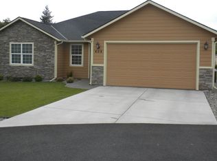 608 SE Jillian Ct, College Place, WA 99324