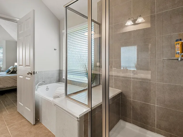 21930 Cascade Hollow Ln — Photo 31