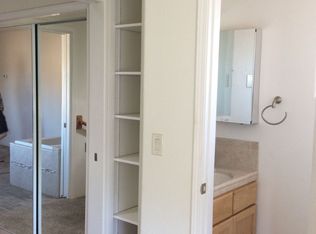 2427 S Memory St, Visalia, CA 93277