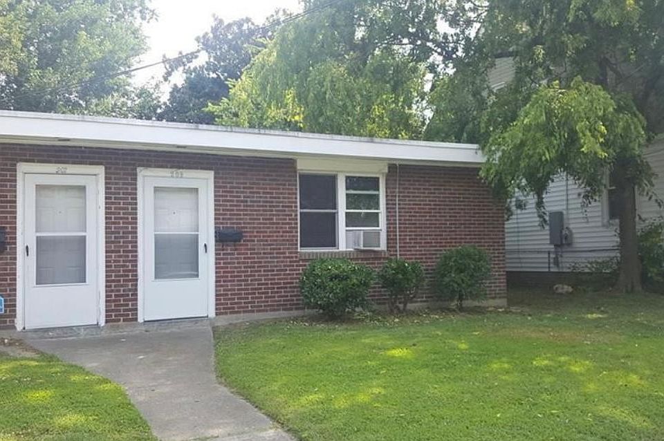 1st image of 209 W 30th St #209