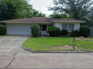 4030 Everglades Ave, Port Arthur, TX 77642