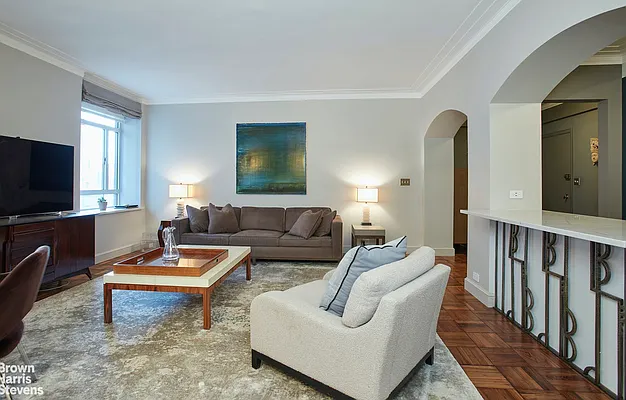 Rented by Brown Harris Stevens | media 9