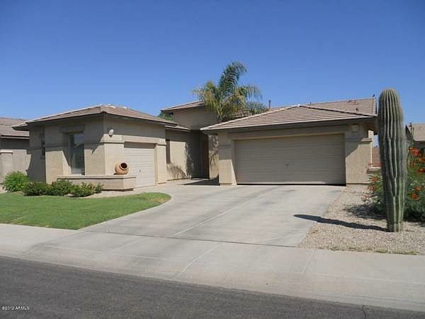 1st image of 3052 E Buena Vista Dr