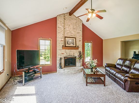 5th image of 22545 Parkview Ln