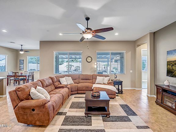 4th image of 9336 W LOUISE Drive