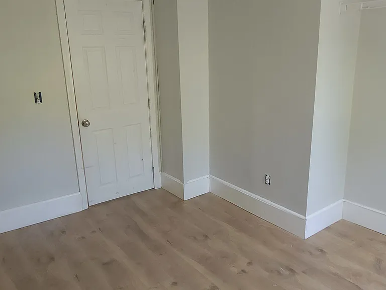 Floor 2 — Photo 7
