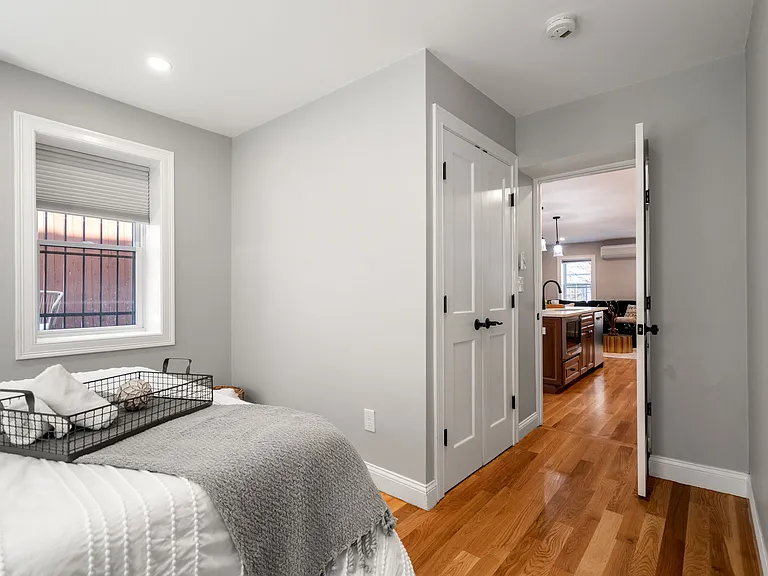 510 Medford St #1 — Photo 26