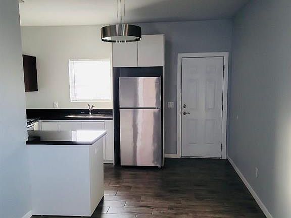 4th image of 3716 Valeria St #3