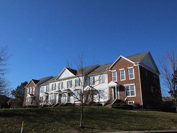 2nd image of 2487 Aristocracy Cir