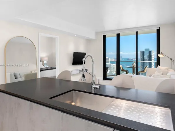 1010 Brickell Ave Unit 3203, Miami, FL 33130