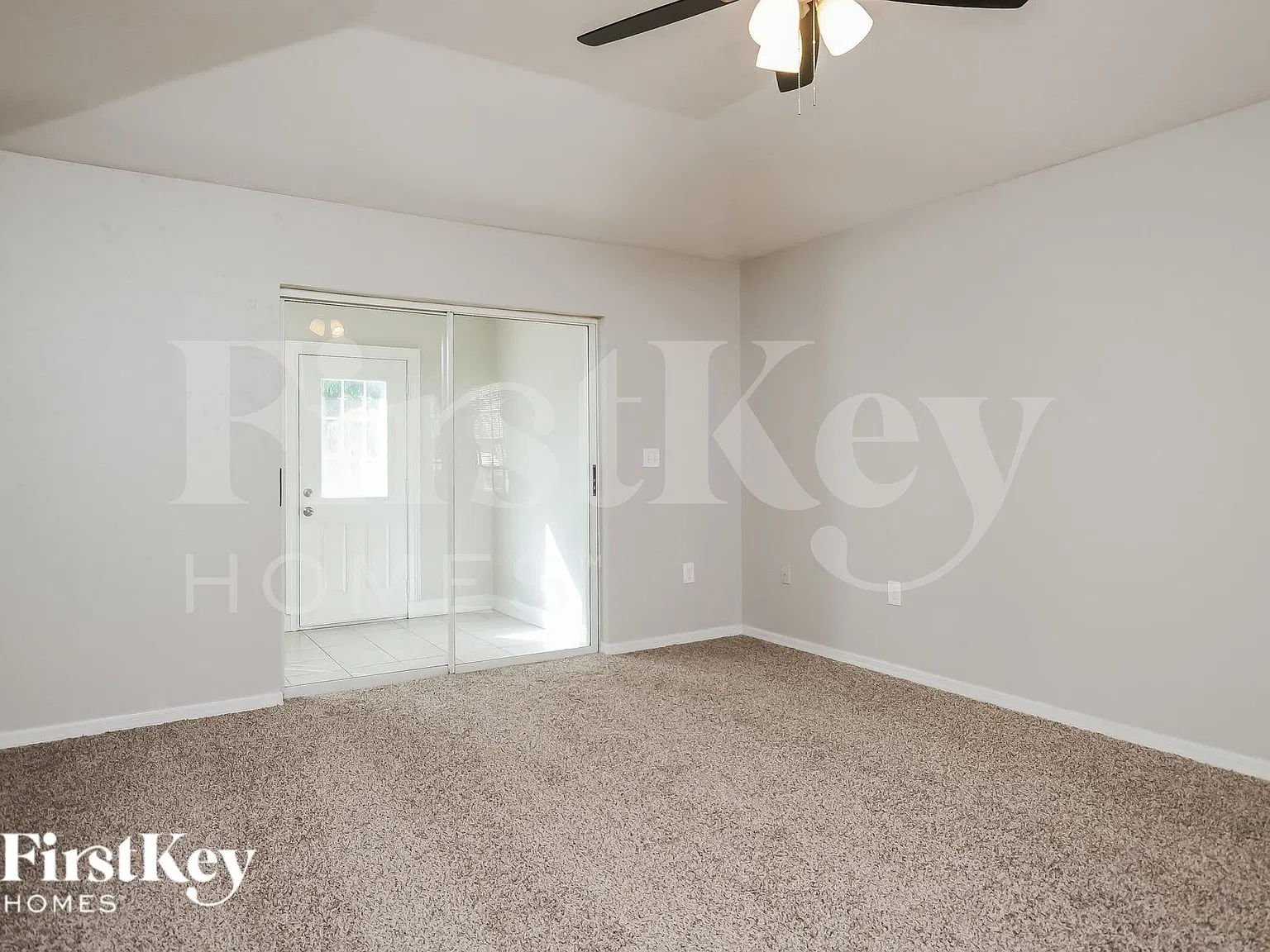 2 bed, 2.0 bath, 1186 sqft, $1,870 — Photo 3
