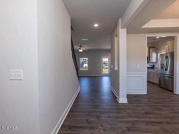 4th image of 1016 Shadowpine Way Lot 33