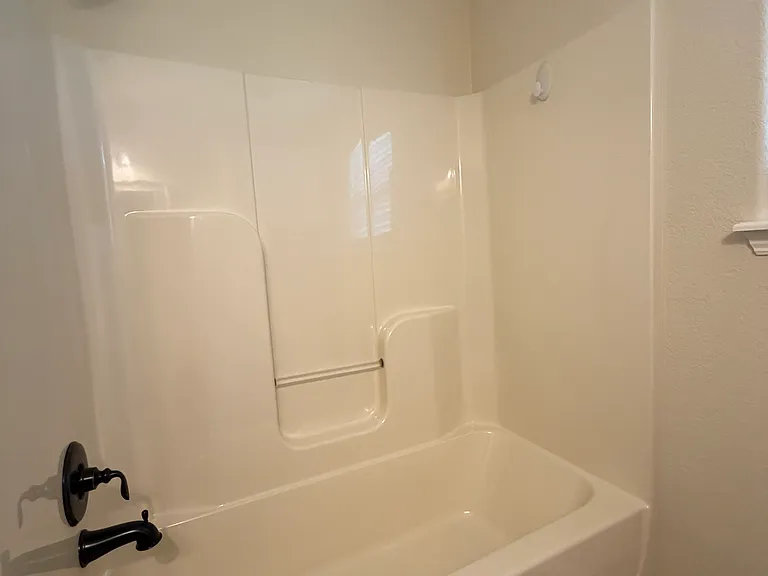 2nd batheroom