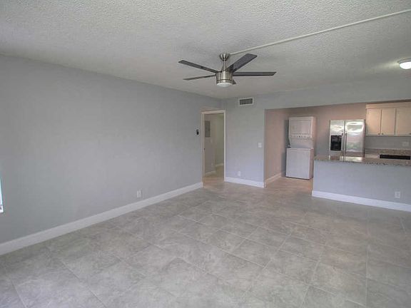 5th image of 723 Sunny Pine Way APT C1